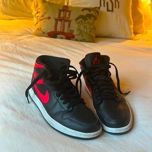 Women’s Jordan’s Size 8